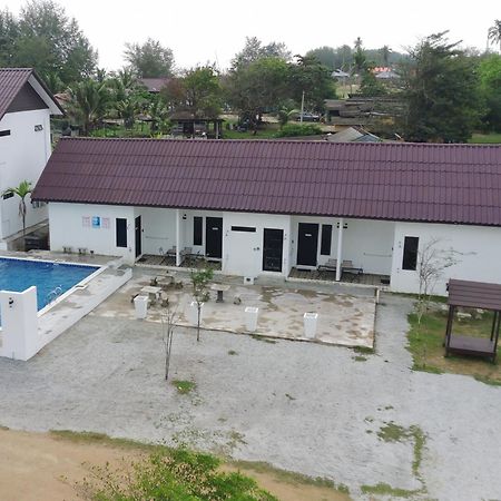 Kamalia Villas كامبونج بيناريك المظهر الخارجي الصورة