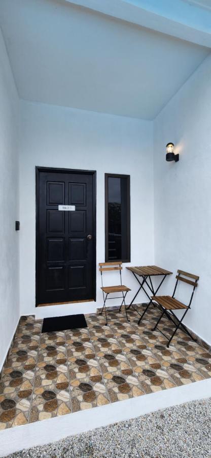 Kamalia Villas كامبونج بيناريك المظهر الخارجي الصورة